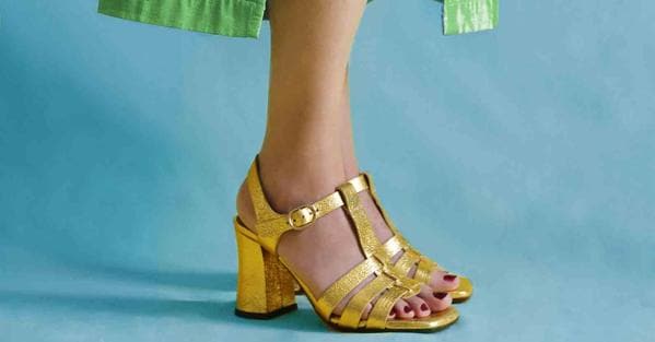 Scarpe shop stilista giapponese